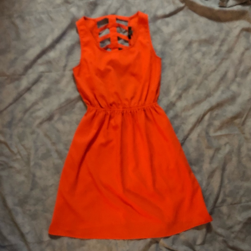 Cute dress with cut out back